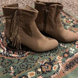 Apt.9 Suede Ankle Boots Size 8.5